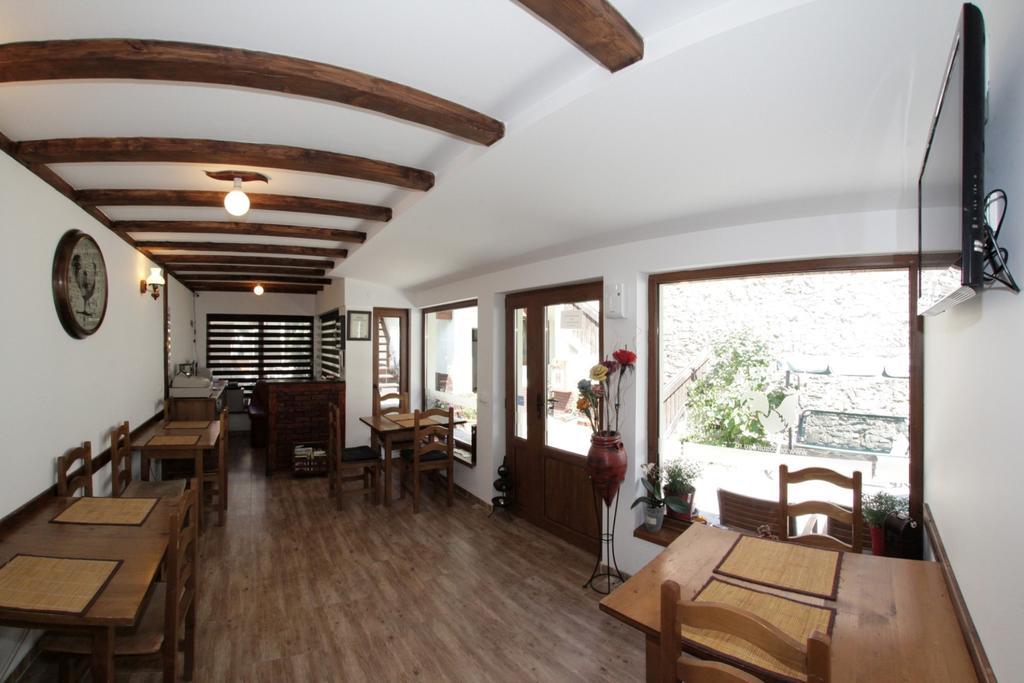Pensiunea Cocosul Rosu ซีบิว ภายนอก รูปภาพ